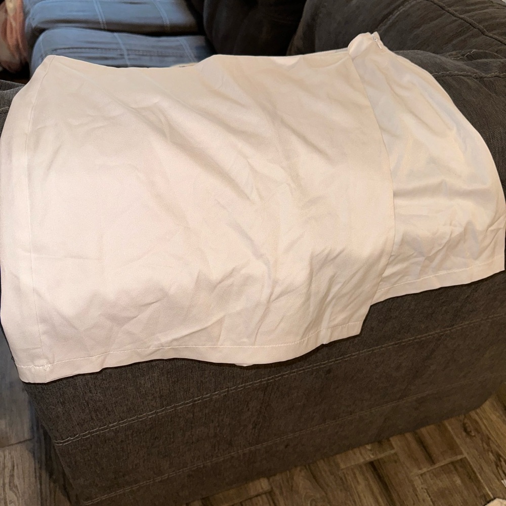 Pants store white skort